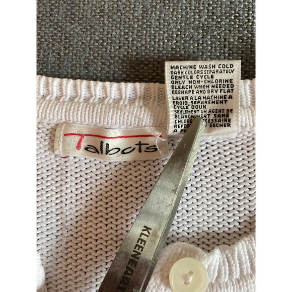 Talbots Woman’s sweater size large white cotton long sleeve cable stitch FLAW - Picture 6 of 8